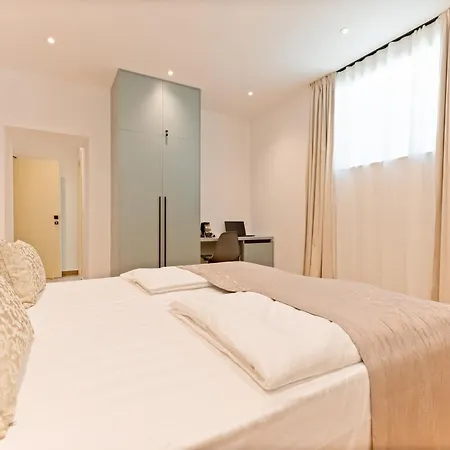 בית הארחה Luxury Splite Moj